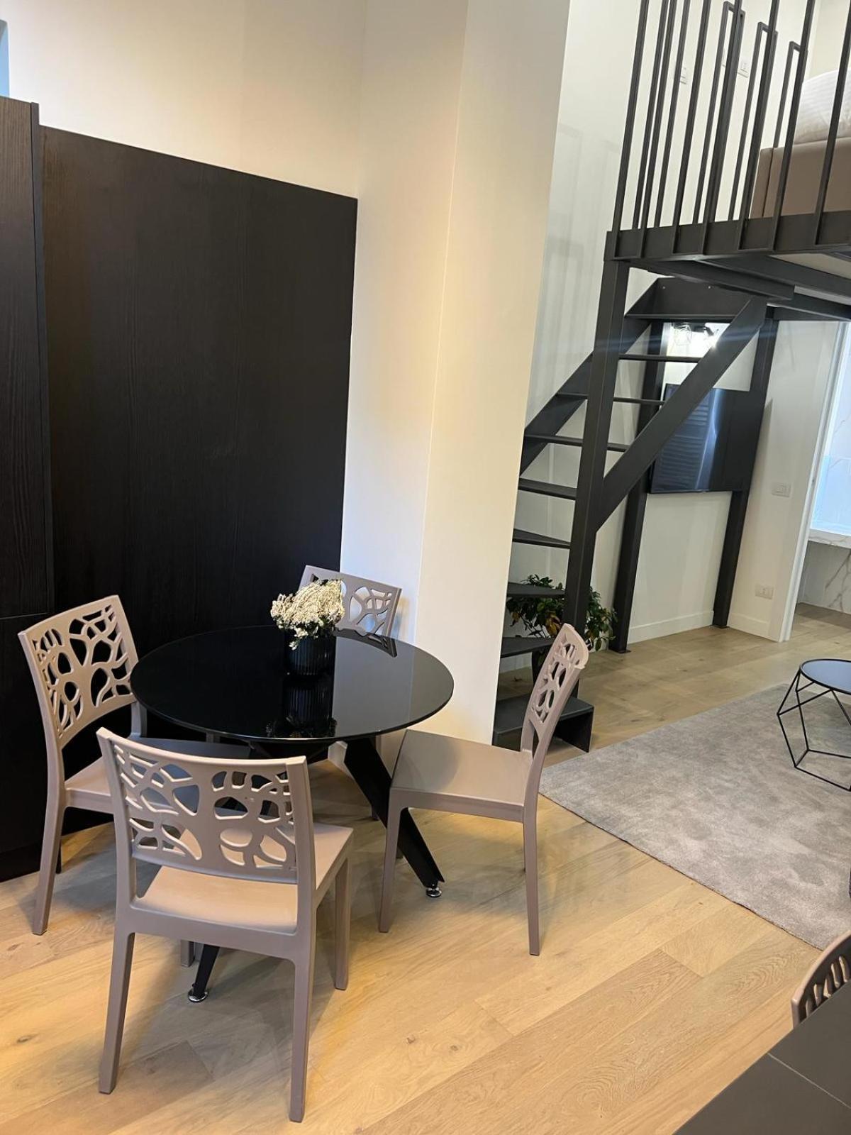 Cortivo House Suite Perugino 8 Милано Екстериор снимка