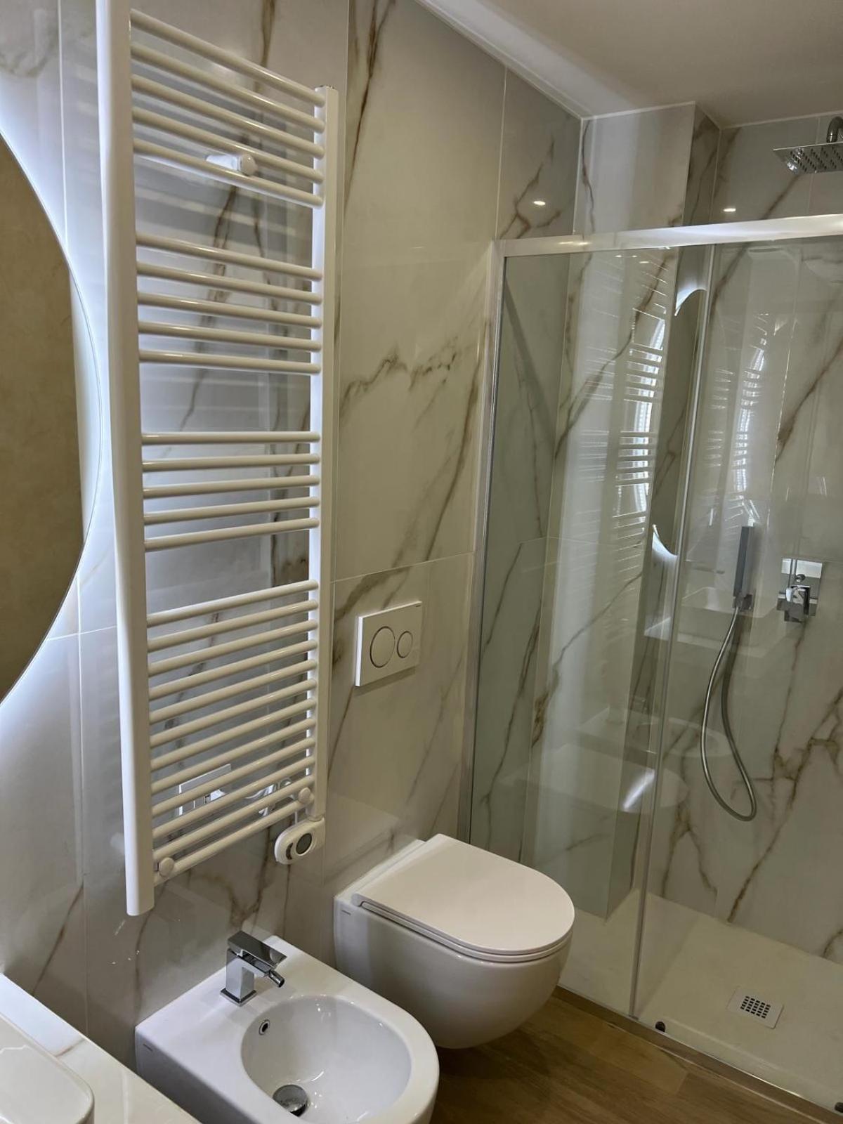 Cortivo House Suite Perugino 8 Милано Екстериор снимка