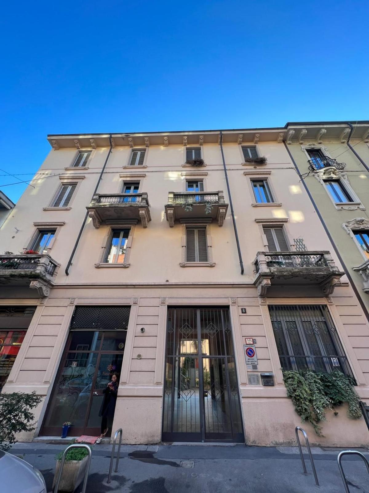 Cortivo House Suite Perugino 8 Милано Екстериор снимка